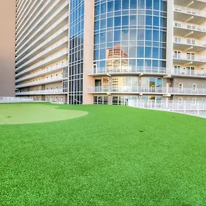 https://laketown-302-beautiful-1-bd-2ba-lower-floor-multiple-pools.panamacity-beachhotels.com